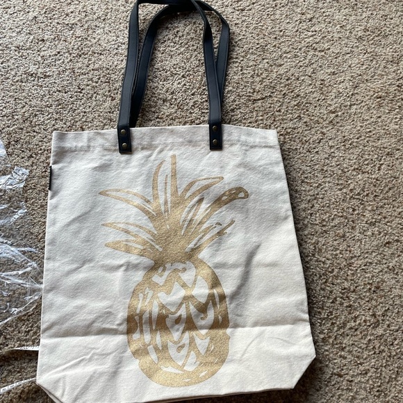 NWT canvas tote - Picture 1 of 6